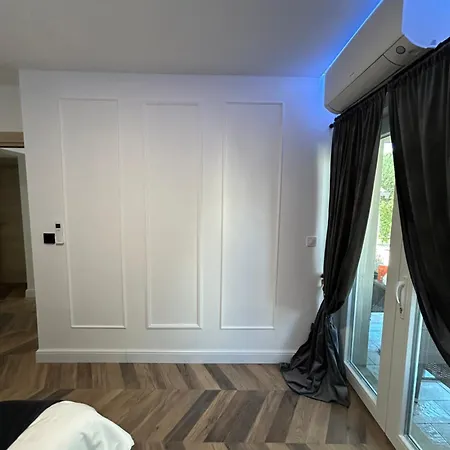 Lägenhet Delfa Luxe Suite-sustainable Luxury & Ev Station
