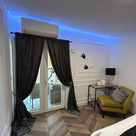 Delfa Luxe Apartment Supetar