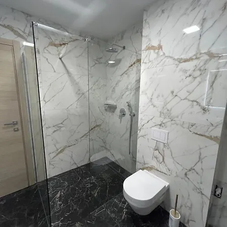 Apartment Delfa Luxe Suite-sustainable Luxury & Ev Station Supetar