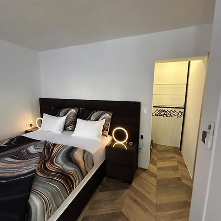 Apartment Delfa Luxe Suite-sustainable Luxury & Ev Station Supetar
