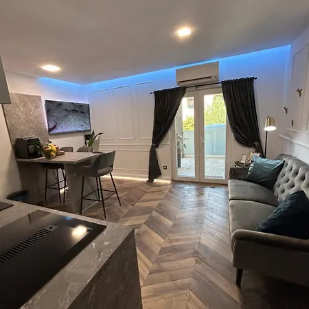 Lejlighed Delfa Luxe Suite-sustainable Luxury & Ev Station
